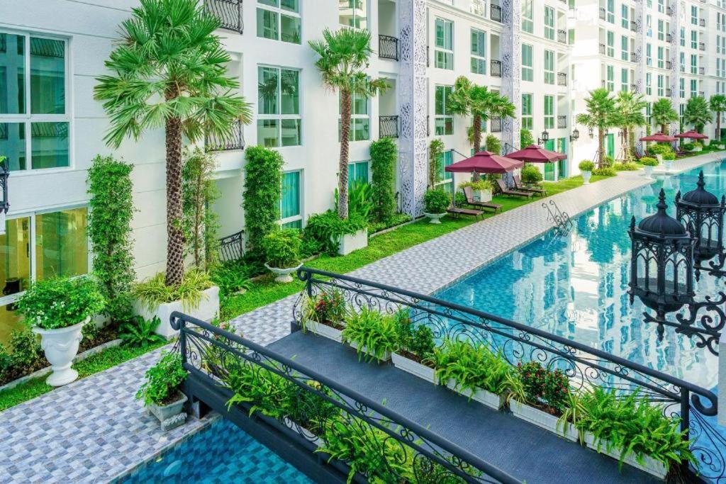 Olympus City Garden Pattaya Apartment Exterior photo